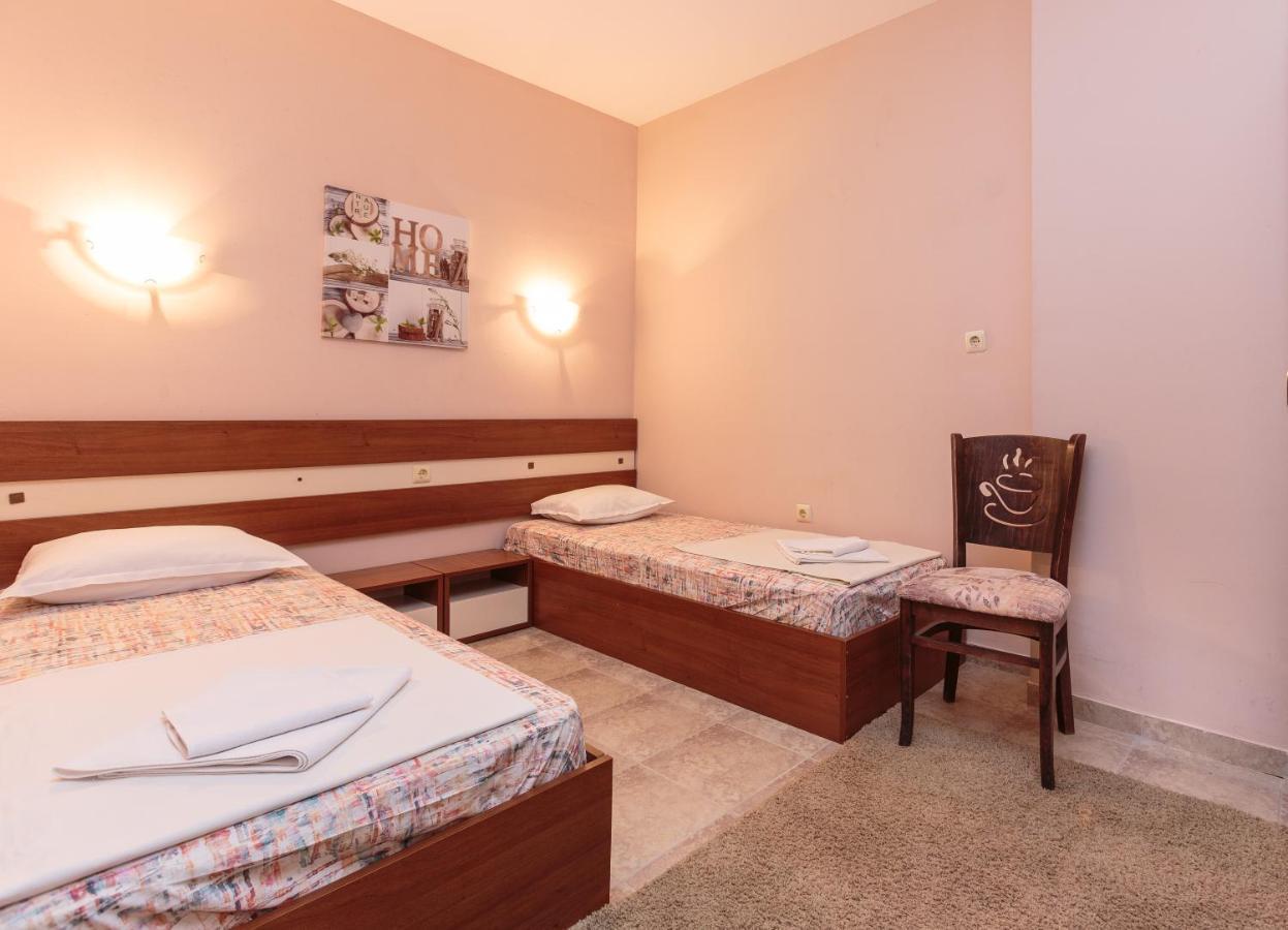 Aparthouse Paradise Bay Apartment Созопол Екстериор снимка