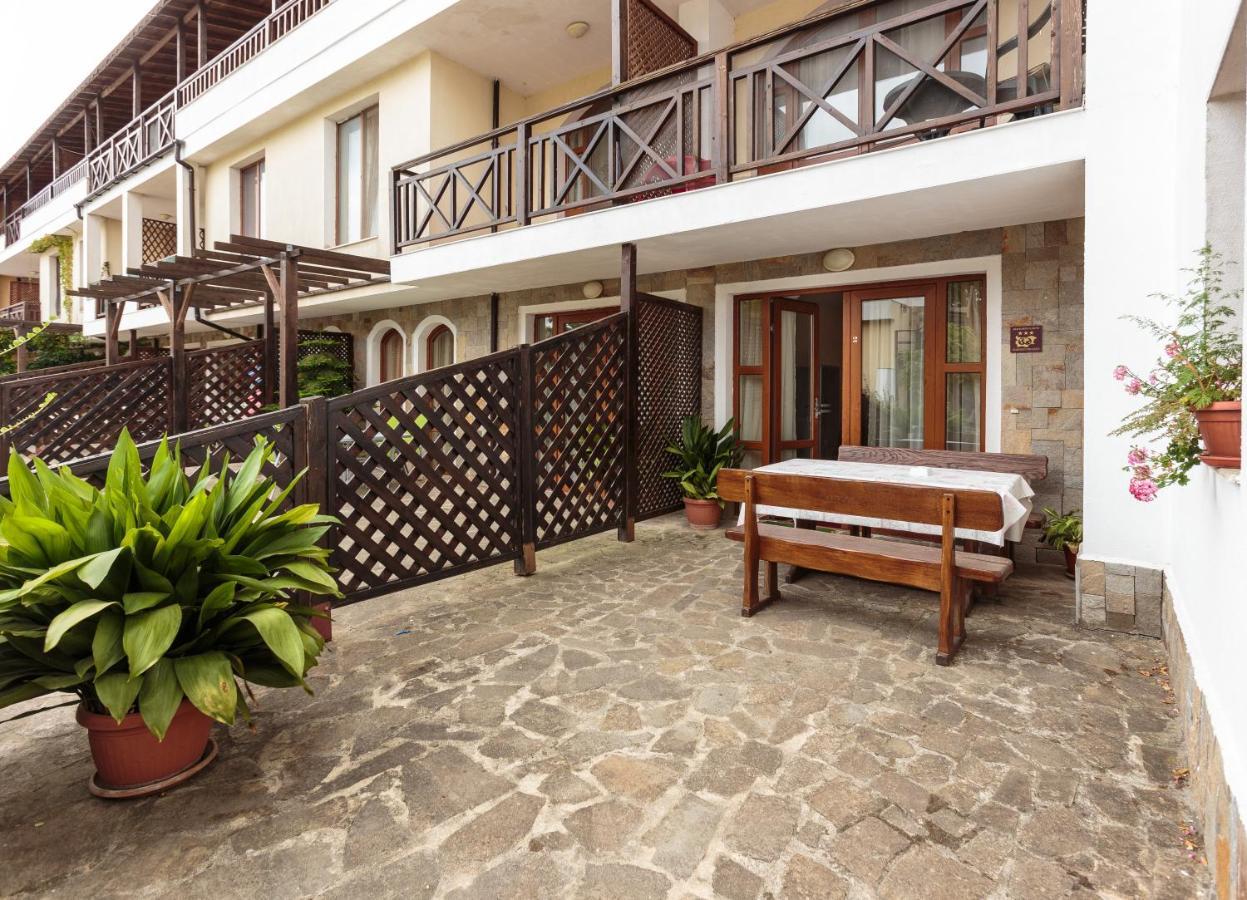 Aparthouse Paradise Bay Apartment Созопол Екстериор снимка