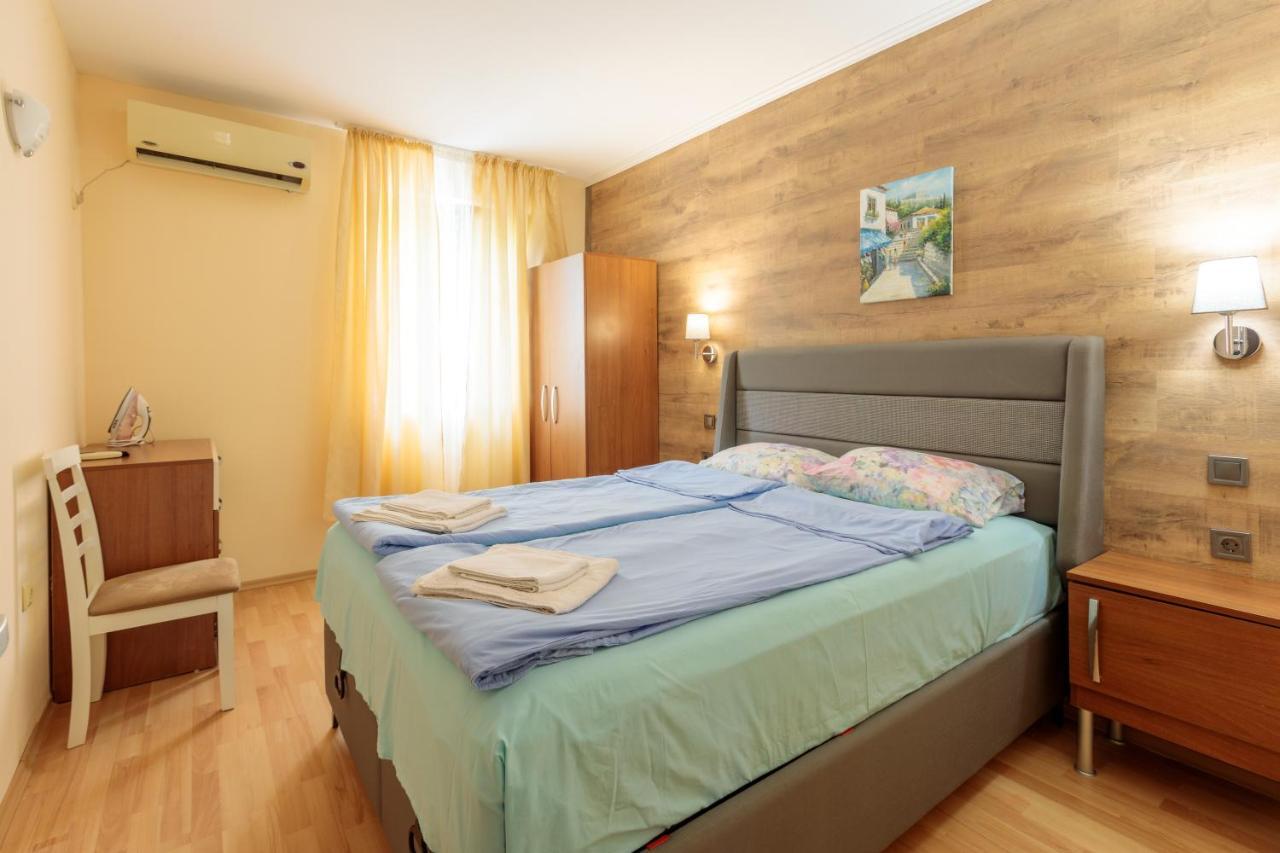 Aparthouse Paradise Bay Apartment Созопол Екстериор снимка