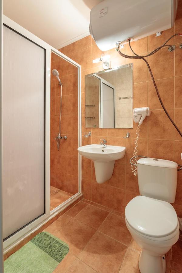 Aparthouse Paradise Bay Apartment Созопол Екстериор снимка