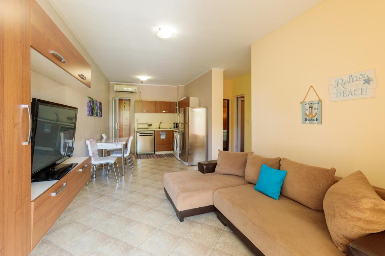 Aparthouse Paradise Bay Apartment Созопол Екстериор снимка