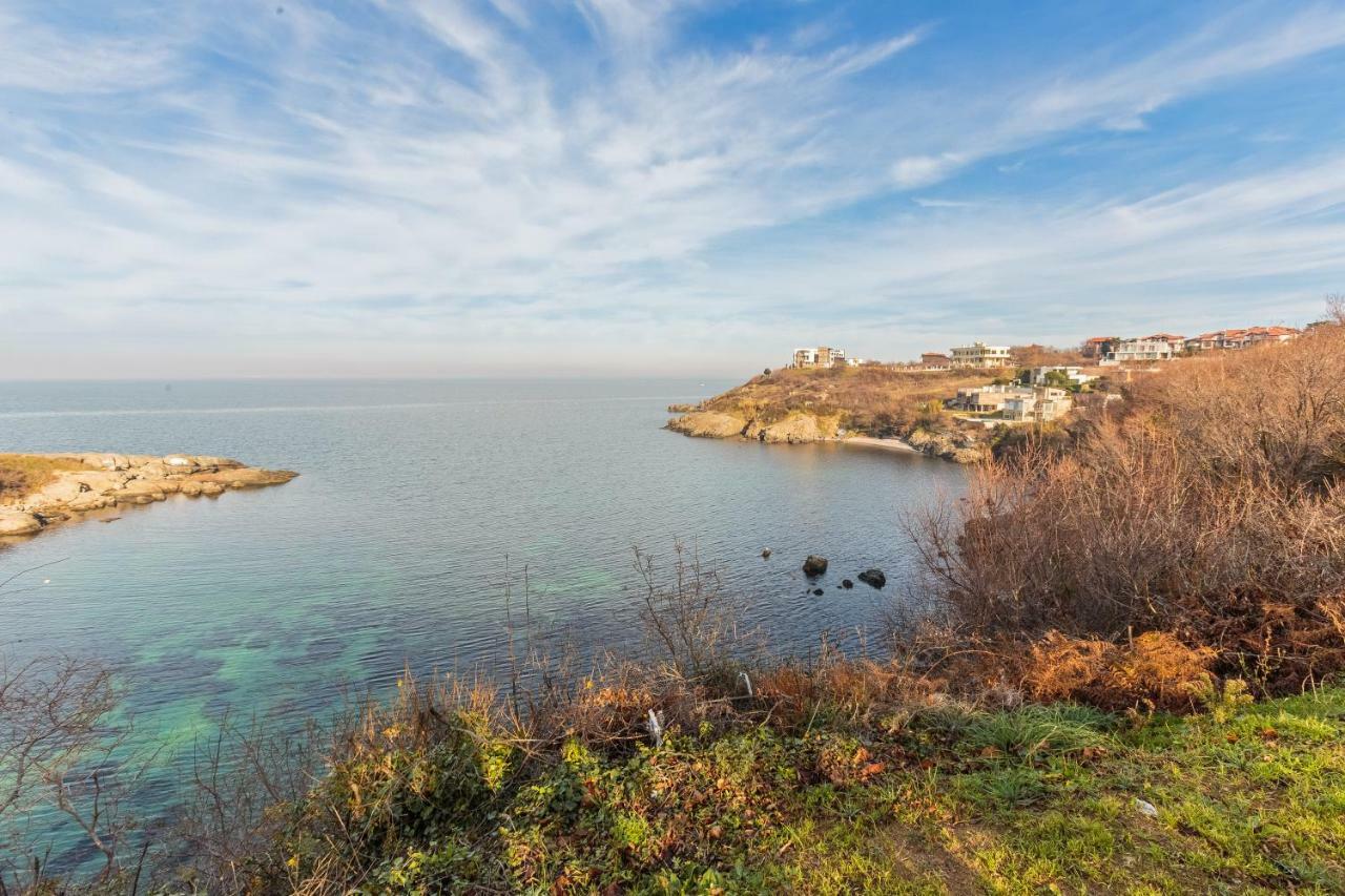 Aparthouse Paradise Bay Apartment Созопол Екстериор снимка
